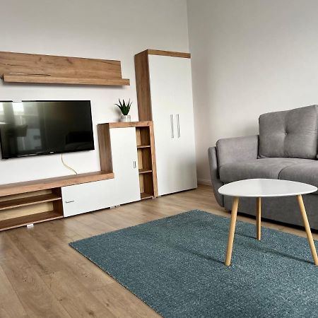 Central Riverfront Apartment Bucharest Luaran gambar